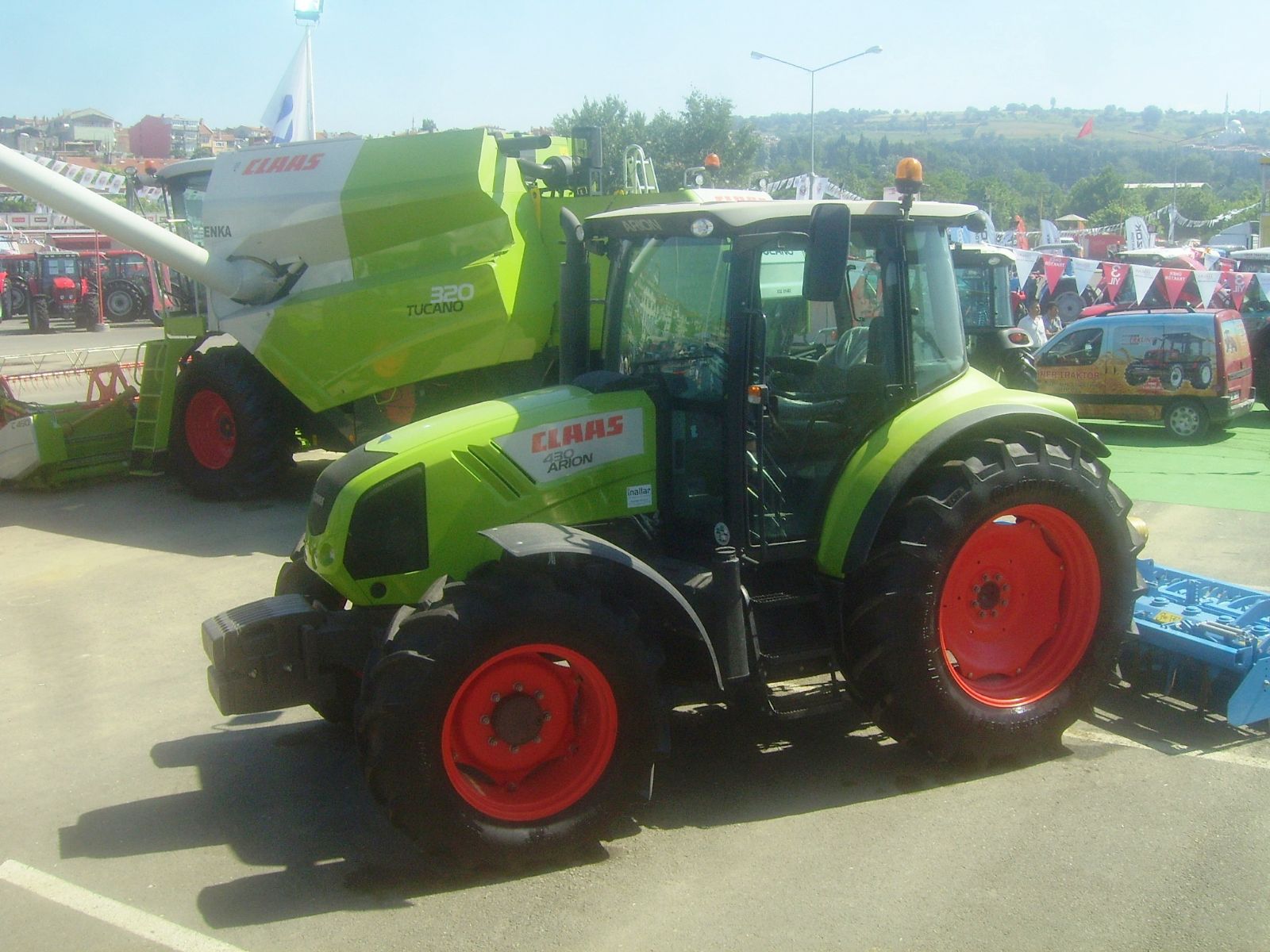 SV100276.JPG